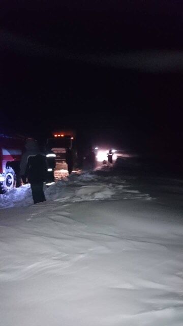 В Запорожской области трассу национального значения перекрывали из-за снежных заносов (ФОТО)