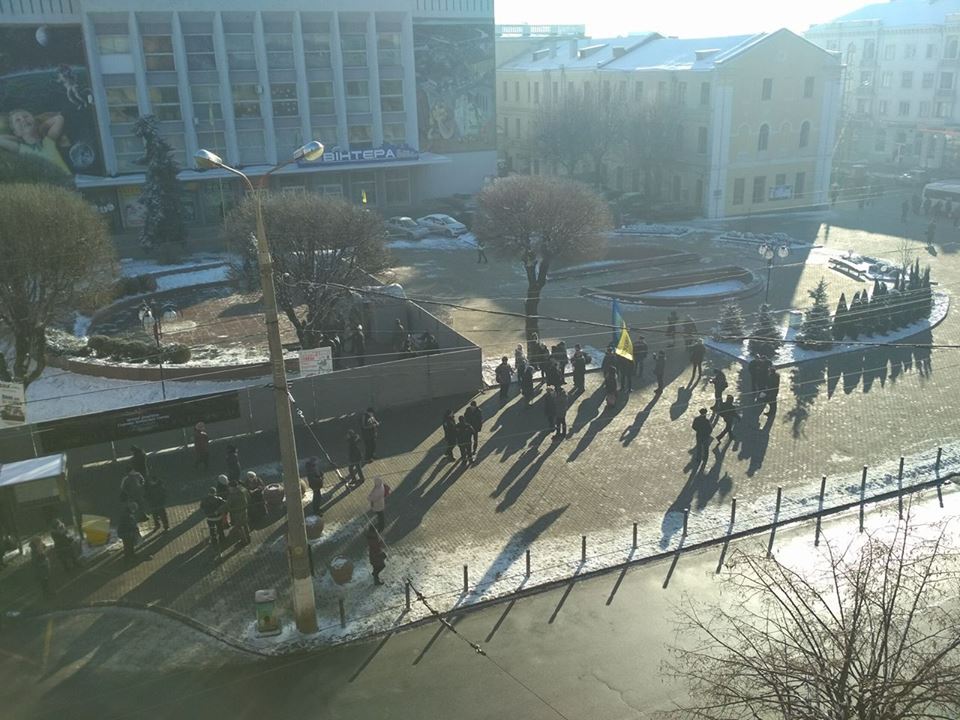 "Первые в мире": в Виннице снесли памятник Шевченко, в сети ажиотаж