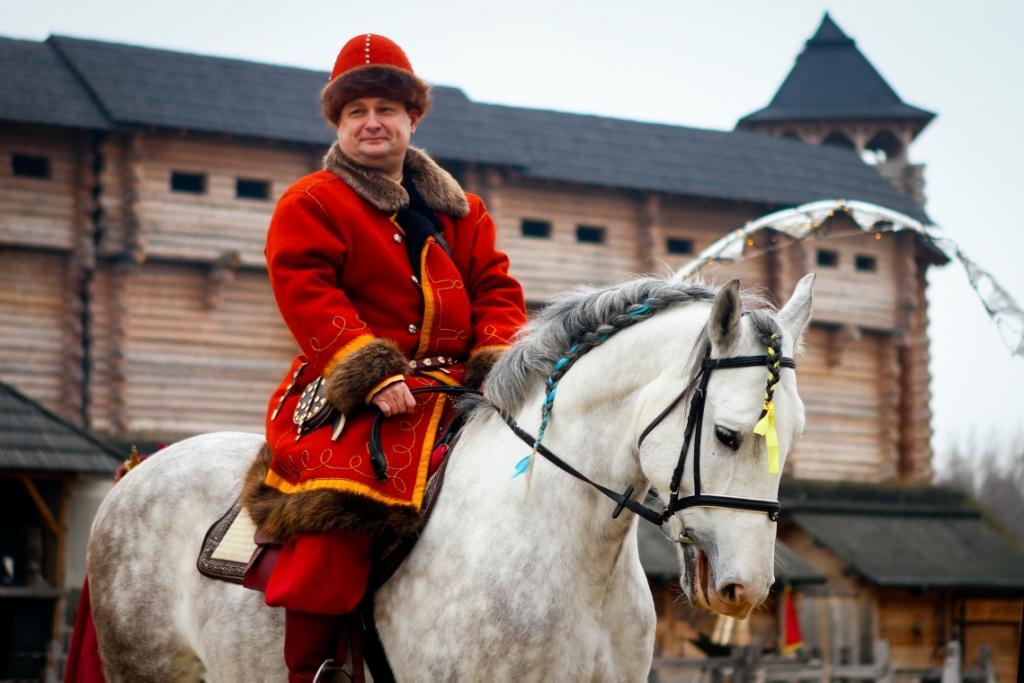 Уникальную коллекцию лошадей презентуют под Киевом