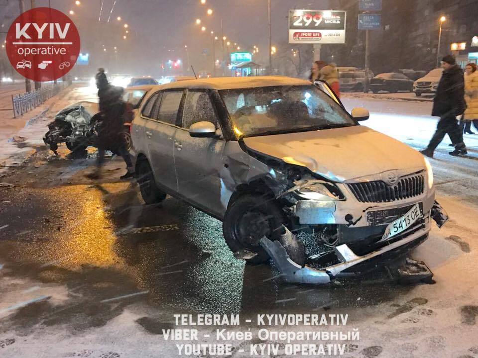 Водій був під кайфом: у Києві сталося обурливе ДТП