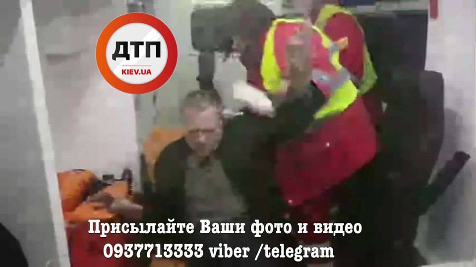 В Киеве пьяный судья устроил ДТП и пытался сбежать