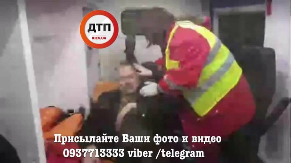 В Киеве пьяный судья устроил ДТП и пытался сбежать