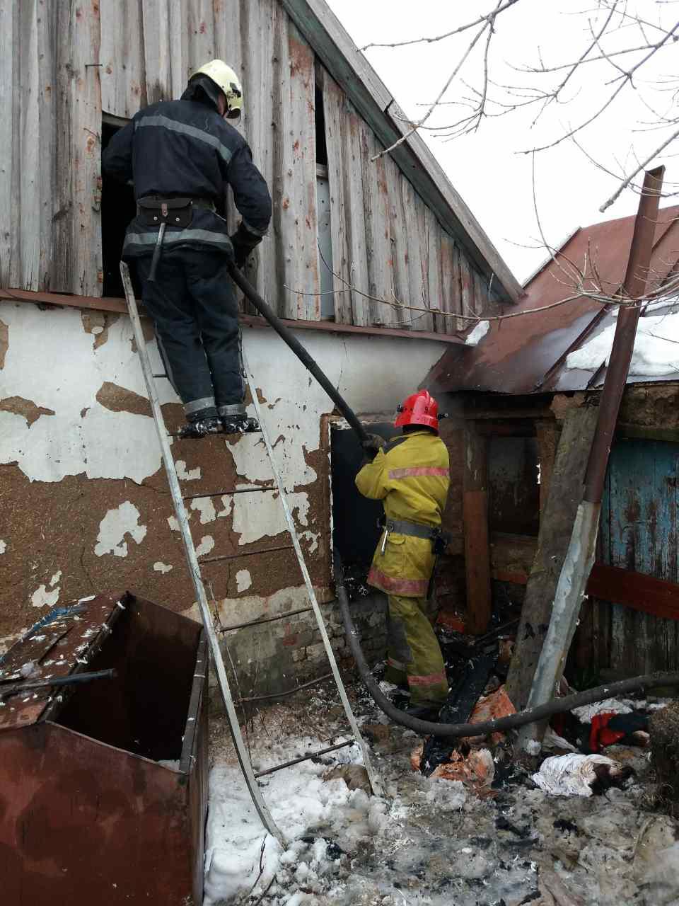 В Запорожской области на ул. Ялта обнаружили обгоревшее тело (ФОТО)