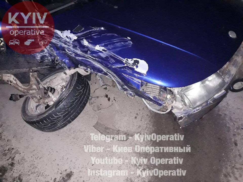 Под Киевом произошла чудовищная авария: перевернулась маршрутка с пассажирами