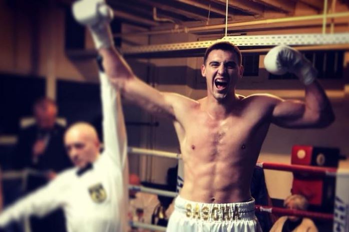 Непобедимый украинский боксер нокаутировал соперника в первом раунде