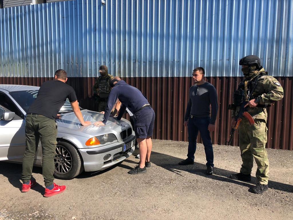 В Одессе задержали 25 вооруженных титушек