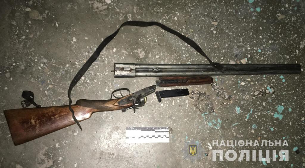 В Запорожской области мужчина устроил стрельбу из собственного балкона