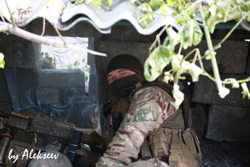 Прорвалися вглиб: бійці ОС повернули новий населений пункт на Донбасі