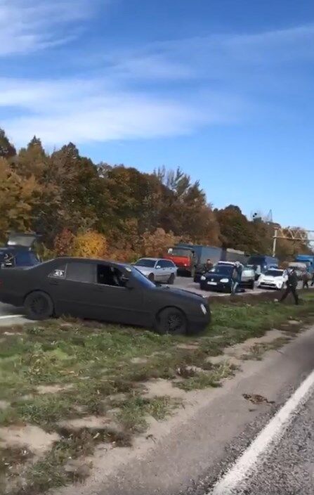 В Киеве авто на еврономерах блокировали дороги: что из этого вышло