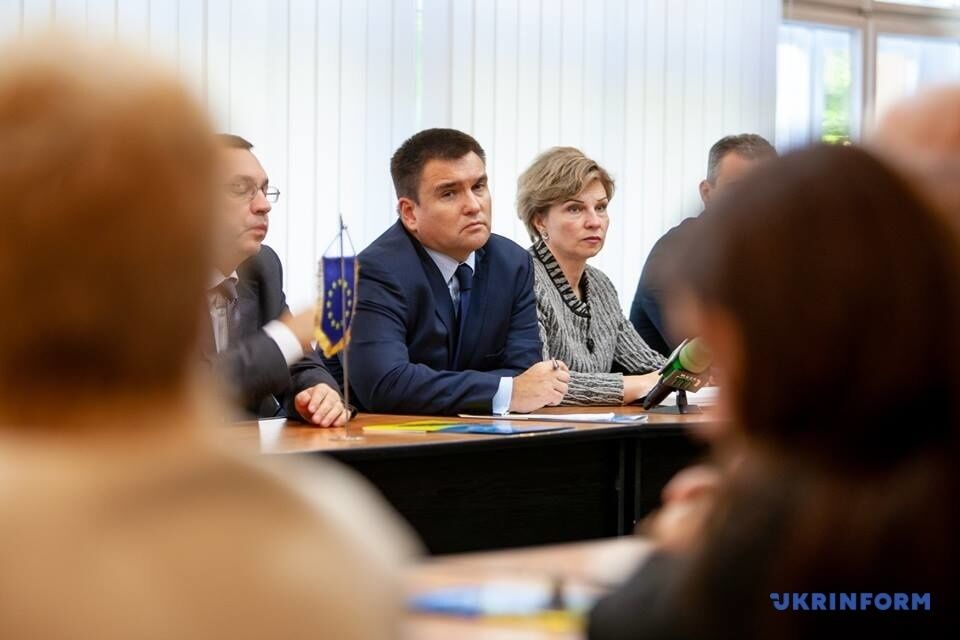 ''Опасны как сепаратисты'': Климкин неожиданно высказался о скандале с венгерскими паспортами