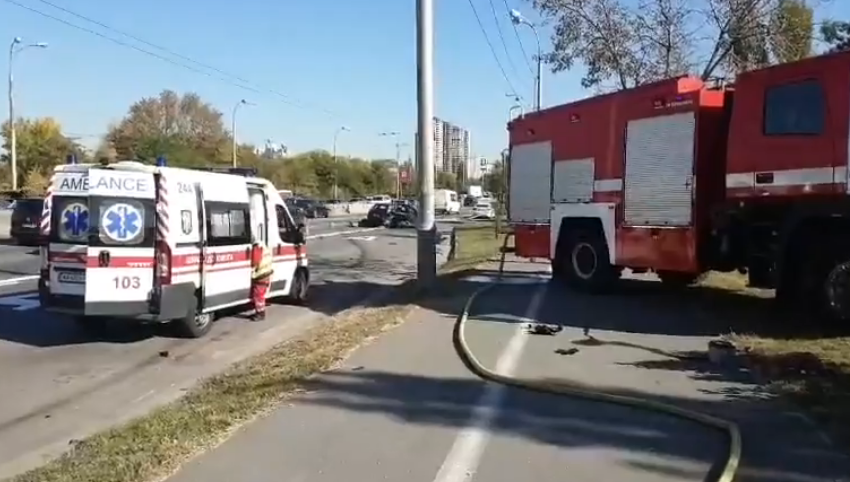 У Києві сталася масштабна смертельна ДТП: всі подробиці, фото і відео