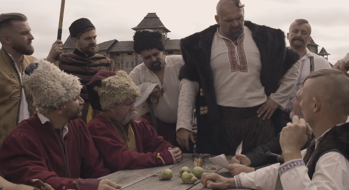 РезÑлÑÑÐ°Ñ Ð¿Ð¾ÑÑÐºÑ Ð·Ð¾Ð±ÑÐ°Ð¶ÐµÐ½Ñ Ð·Ð° запиÑом "УкÑаÑнÑÑ Ð²Ð¸ÐºÐ¾Ð½Ð°Ð»Ð¸ ÑÐ¾Ð»Ñ ÐºÐ¾Ð·Ð°ÐºÑв, вÑдÑвоÑивÑи пÑоÑÐµÑ Ð½Ð°Ð¿Ð¸ÑÐ°Ð½Ð½Ñ Ð»ÐµÐ³ÐµÐ½Ð´Ð°Ñного лиÑÑа. Ðле в Ð´Ð°Ð½Ð¾Ð¼Ñ Ð²Ð¸Ð¿Ð°Ð´ÐºÑ Ð½Ðµ ÑÑÑеÑÑÐºÐ¾Ð¼Ñ ÑÑлÑанÑ, а âмоÑковÑÑким ÑайÑановÑ, ÐолодимиÑÑ-наÑÑамнеÑÑâ"