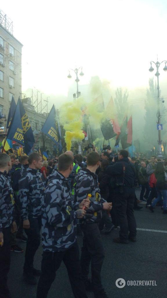 Тысячи людей вышли на марш УПА в Киеве: все подробности, фото и видео