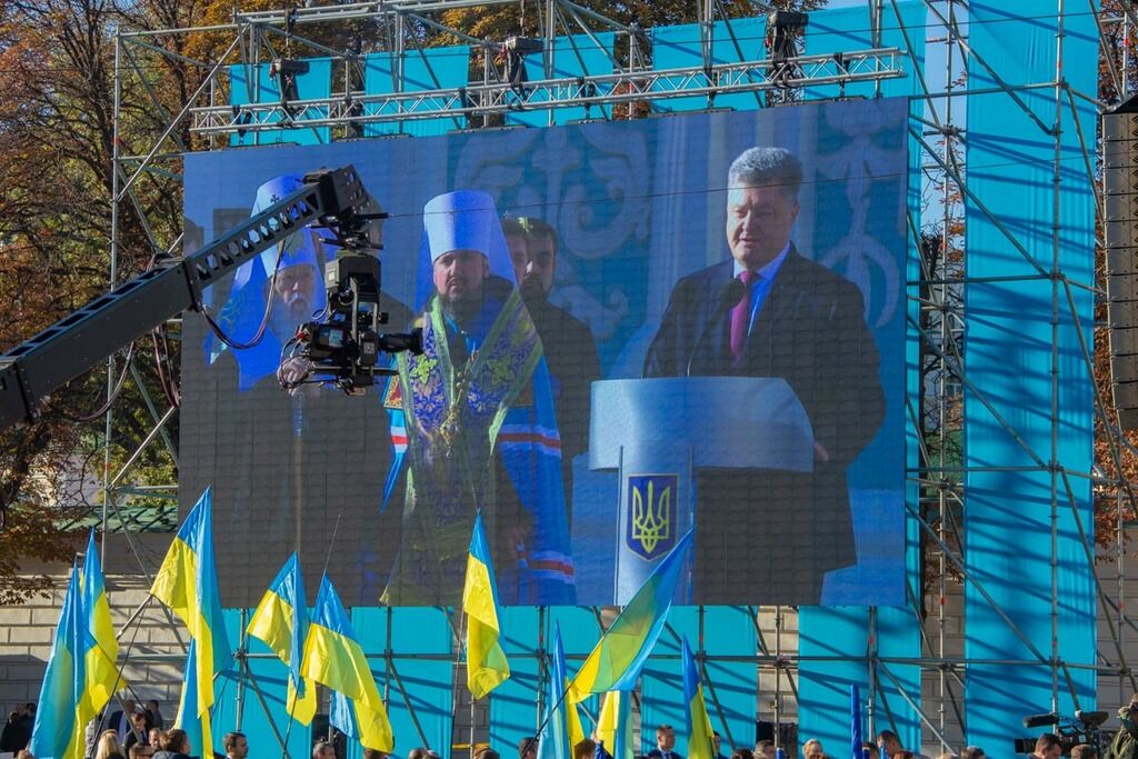 ''РПЦ не имеет прав в Украине'': Порошенко выступил с мощным заявлением