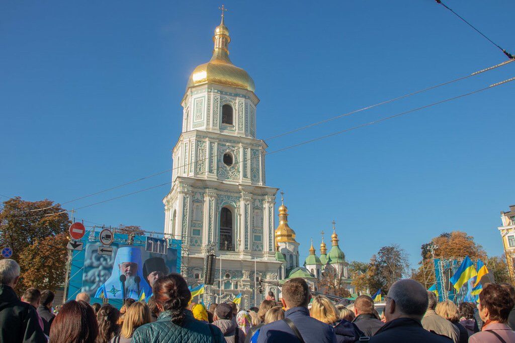 ''РПЦ не имеет прав в Украине'': Порошенко выступил с мощным заявлением