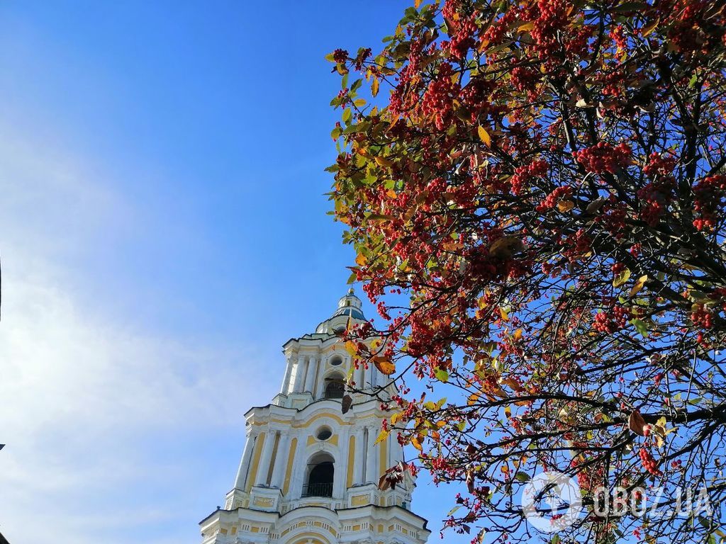 Красная площадь и старинные церкви: как выглядит осенний Чернигов