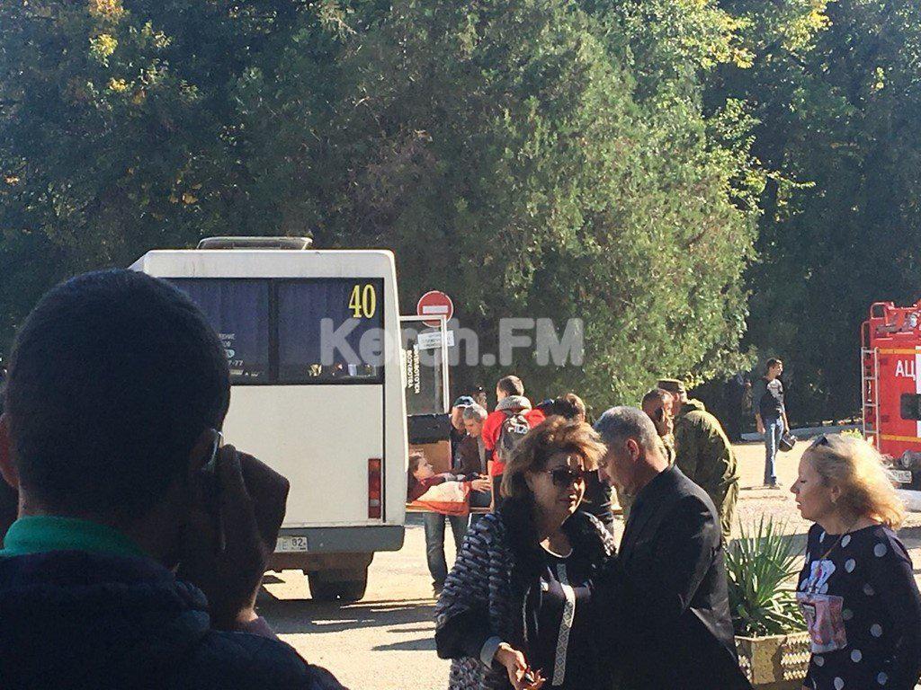Кровавый взрыв в Керчи: появились первые фото с места ЧП