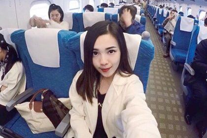 В сети определили самую красивую стюардессу в мире: фото девушки