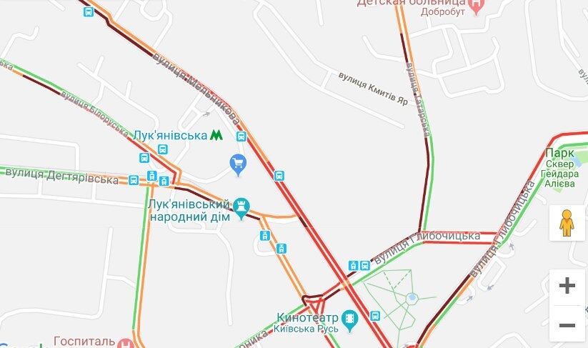 Центр Киева сковали пробки: карта ''красных'' улиц