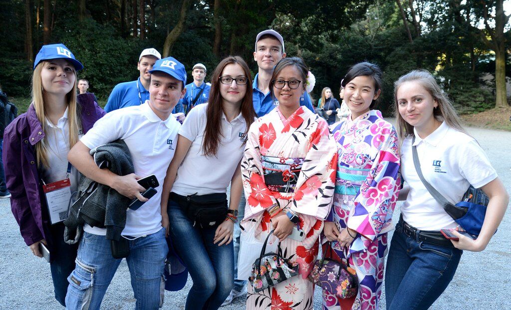 Українські студенти в Японії: роботи-помічники, технології майбутнього, собака Хатіко