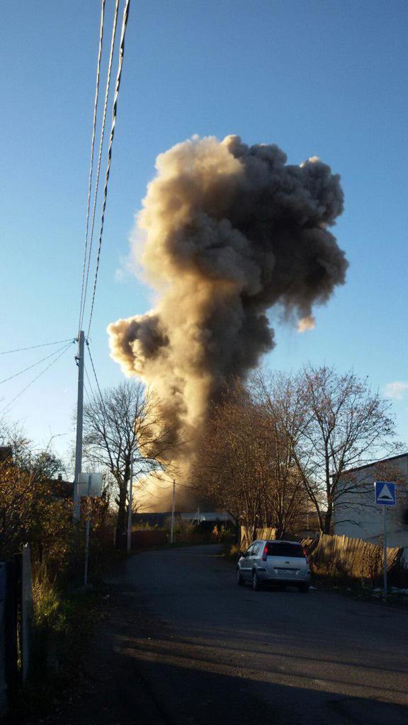 Под Питером прогремел мощный взрыв: подробности, фото и видео с места ЧП