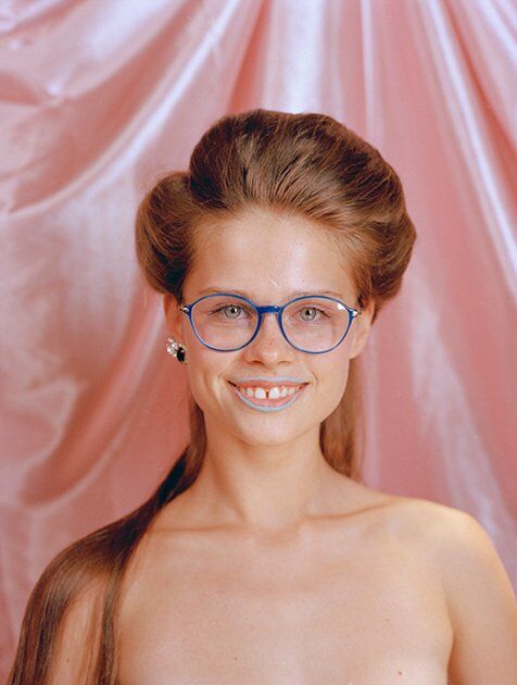 ''Разруха и запустение'': фотографы показали ''былое величие'' Украины и России