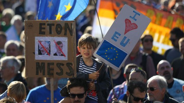 Хотят остаться в ЕС? Британию накрыл масштабный митинг против Brexit: впечатляющие фото и видео