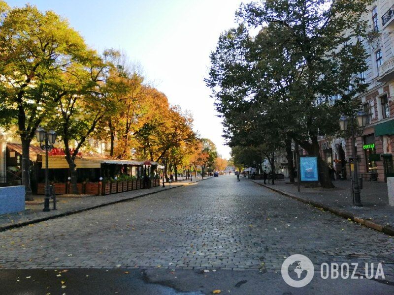 Холодное море и безлюдные улицы: как выглядит осенняя Одесса