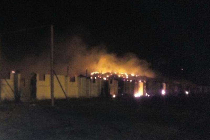 Сгорели тонны зерна: на Харьковщине вспыхнул крупный пожар на складах