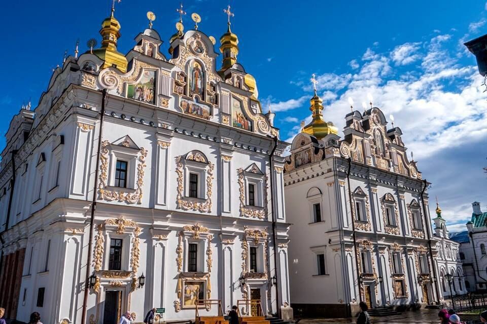  Видатні собори, церкви і храми у Києві: вражаючі фото
