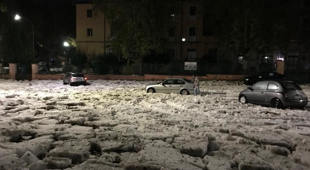 storm-rome-hailstones-flooding.jpg?size=