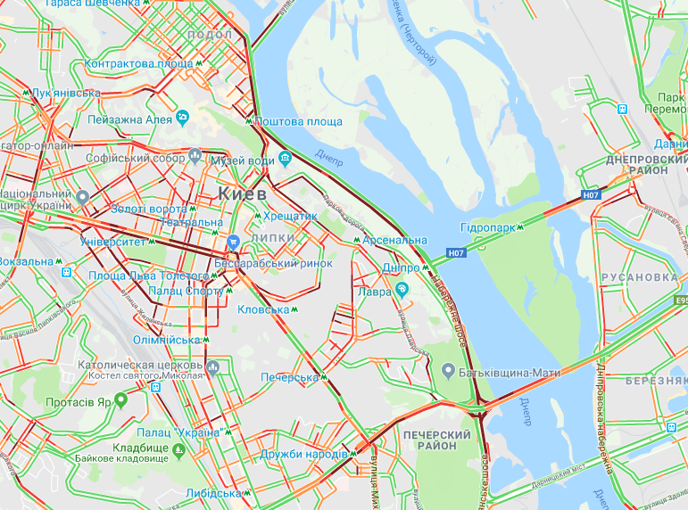 Киев застрял в гигантских пробках: опубликована карта