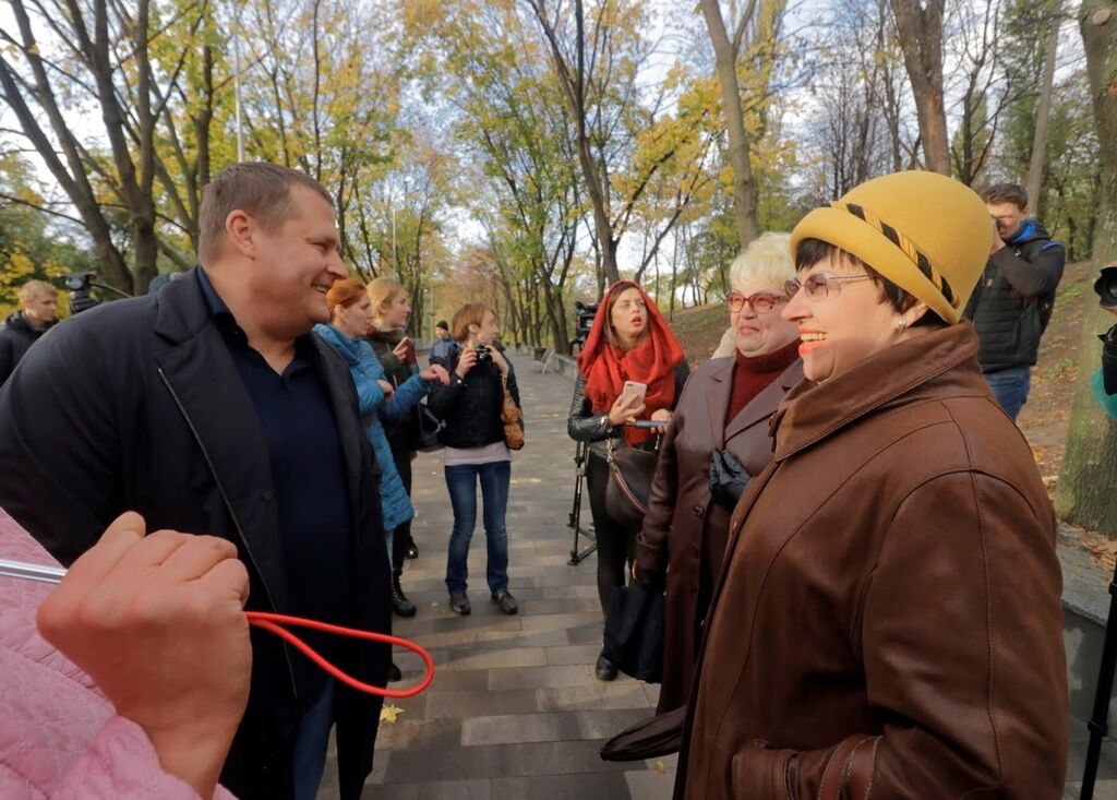 У Дніпрі після реконструкції відкрили центральну алею парку Зелений Гай