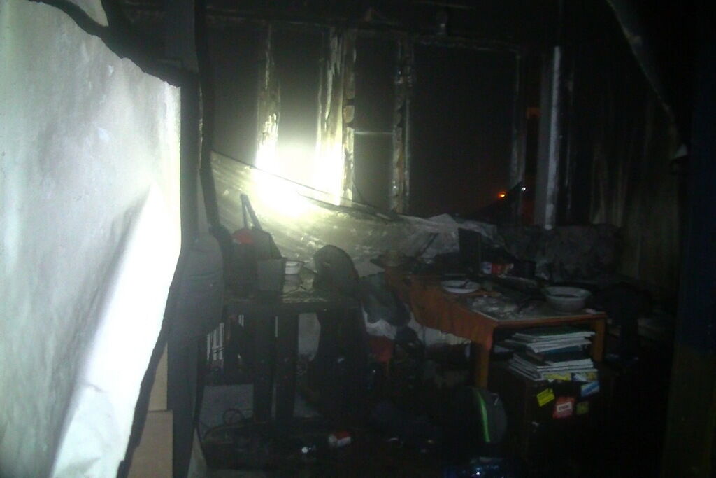  В Харькове вспыхнуло общежитие: пострадали 6 студентов. Фото и видео с места ЧП