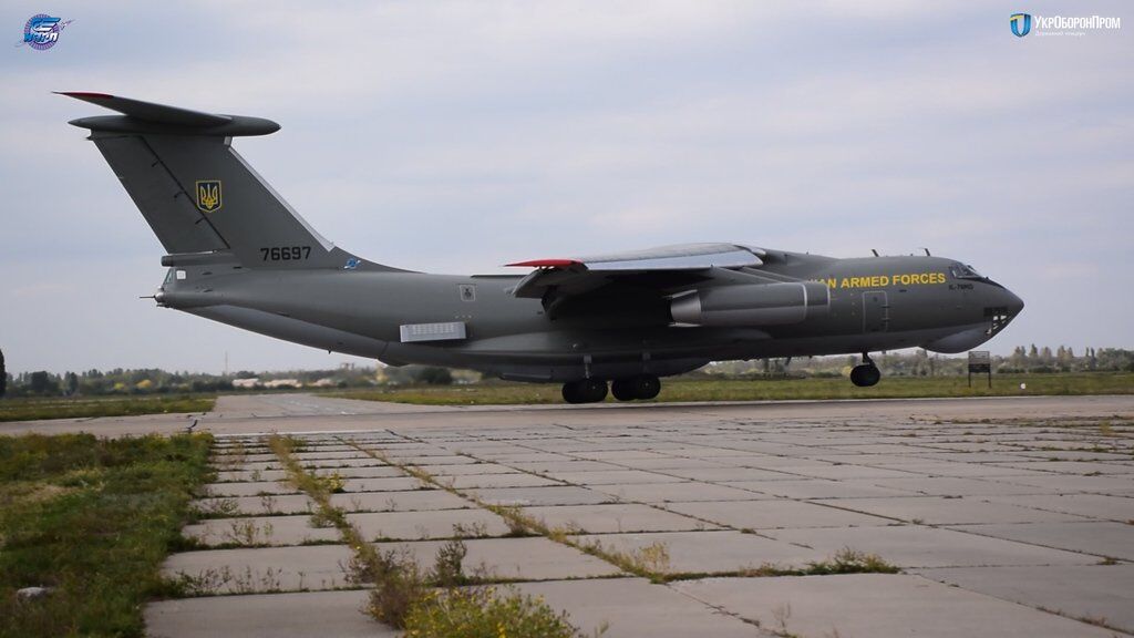 Повітряні сили України посилили потужними літаками: чим багаті
