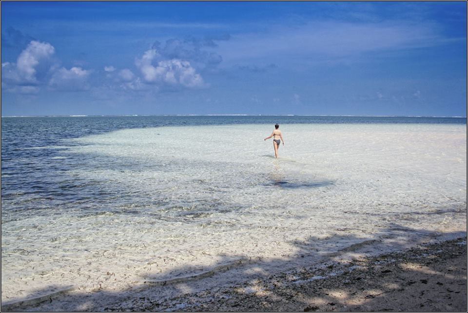 Барвисті Філіппіни: у мережі з'явилися яскраві фото острова Сіаргао