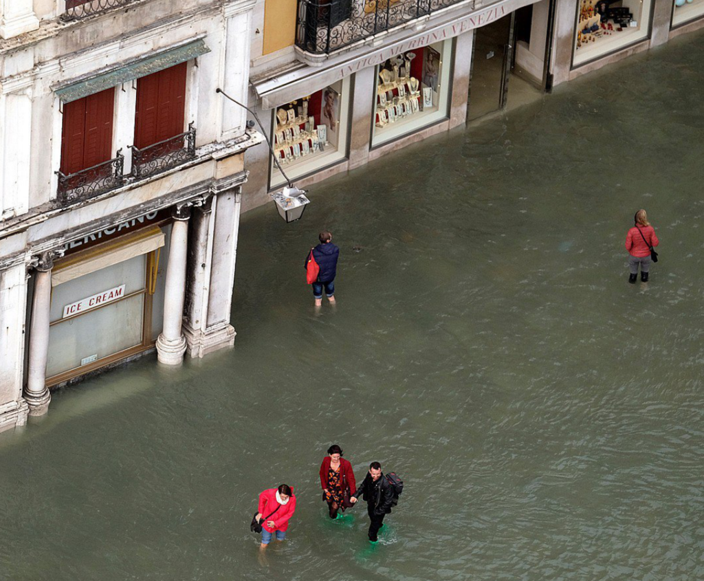 Венеция утопает из-за непогоды: опубликованы пугающие фото