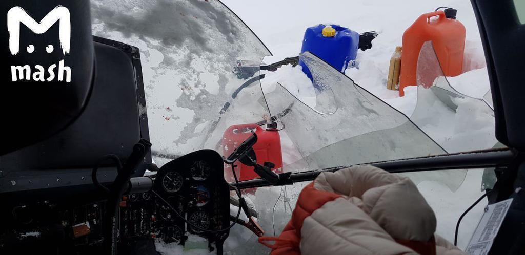 Пілот, який застряг у горах, показав фантастичну красу гір у Якутії