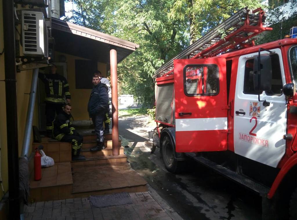 В известном кафе в центре Запорожья произошло замыкание 