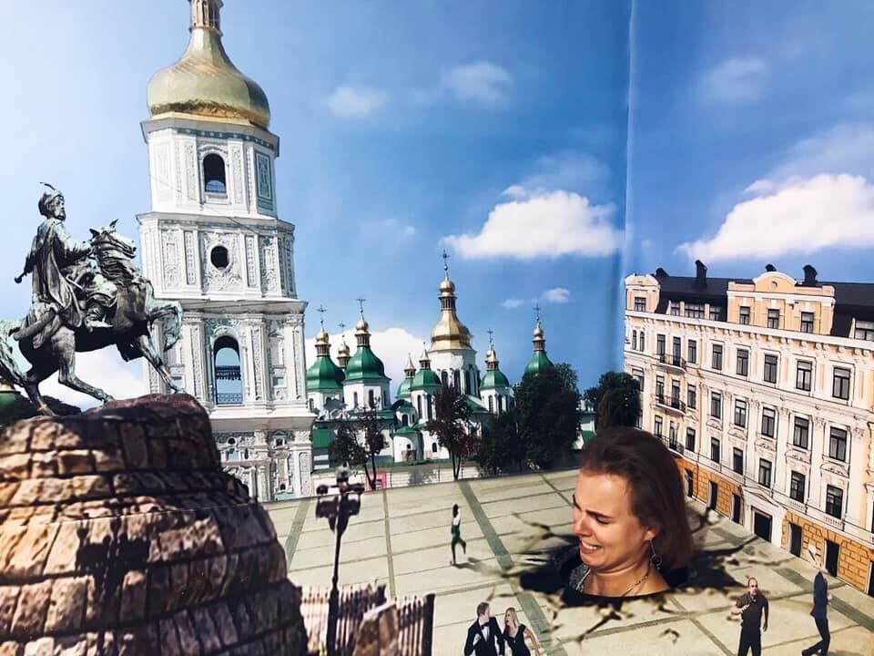 ''Посидіти в каштані'': у мережі показали незвичайне місце у Києві