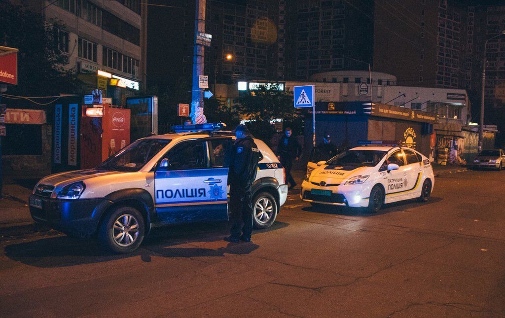 В Киеве клиенты устроили стрельбу в кафе: есть раненые