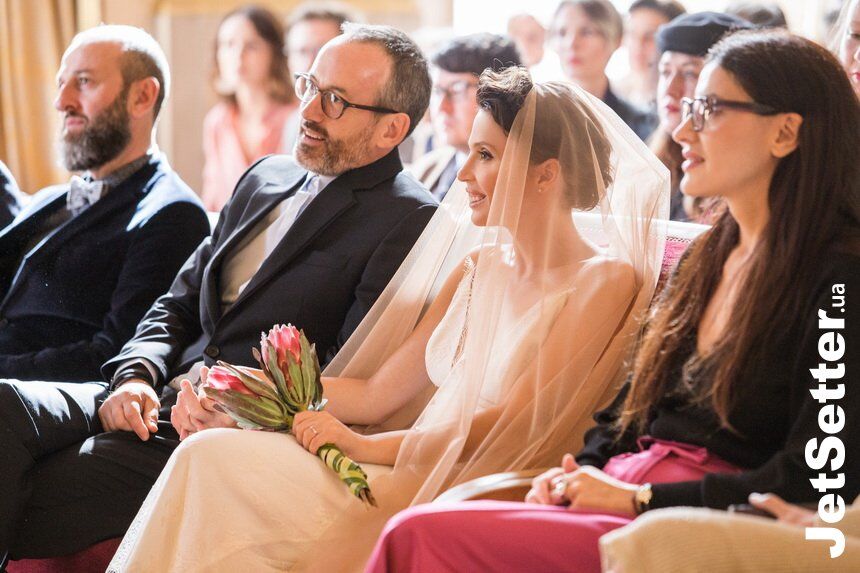 Известная украинская писательница вышла замуж: трогательные фото со свадьбы