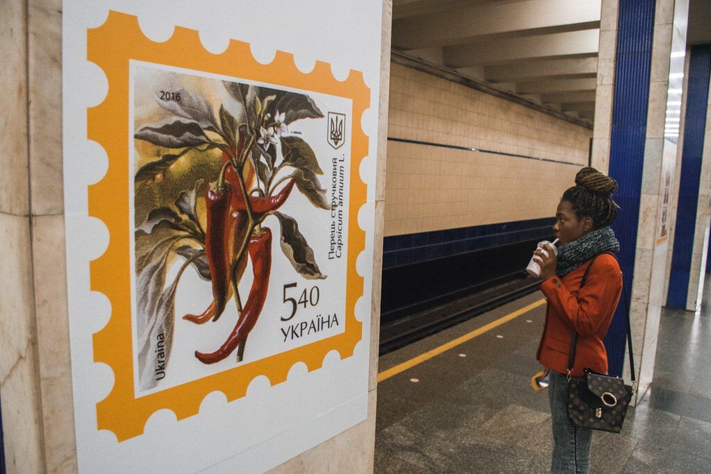 У Києві відкрили галерею на одній зі станцій метро