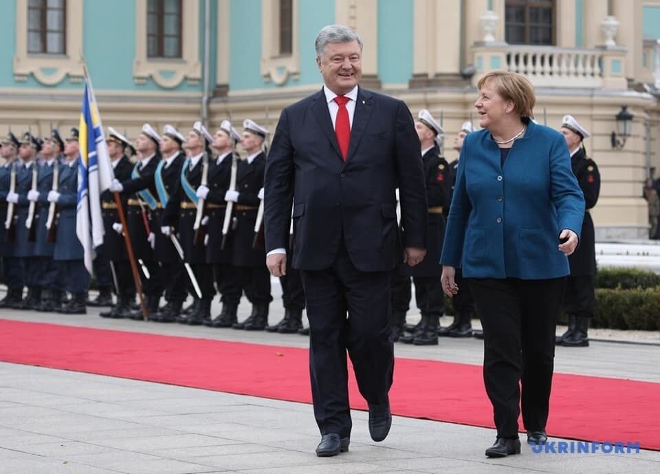 ''Вітаю, воїни!'' У Києві Меркель заговорила українською. Відеофакт