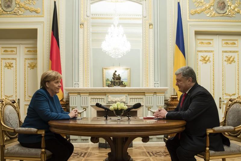 Впервые за четыре года: что привело Меркель в Киев 