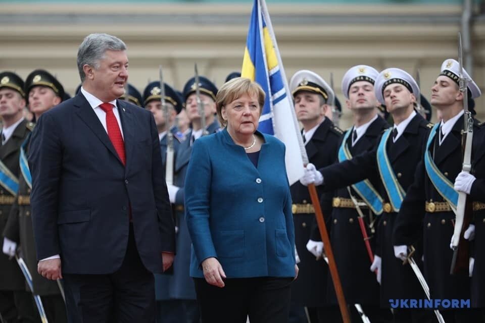 Вперше за чотири роки: що привело Меркель у Київ 