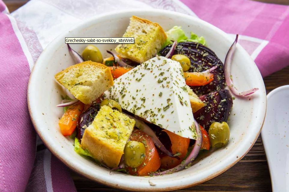 Просто и вкусно: звездный кулинар поделился рецептом греческого салата