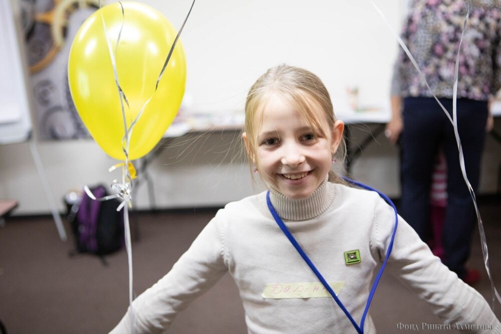 Фонд Рината Ахметова открыл Мастерскую добрых дел для детей-сирот