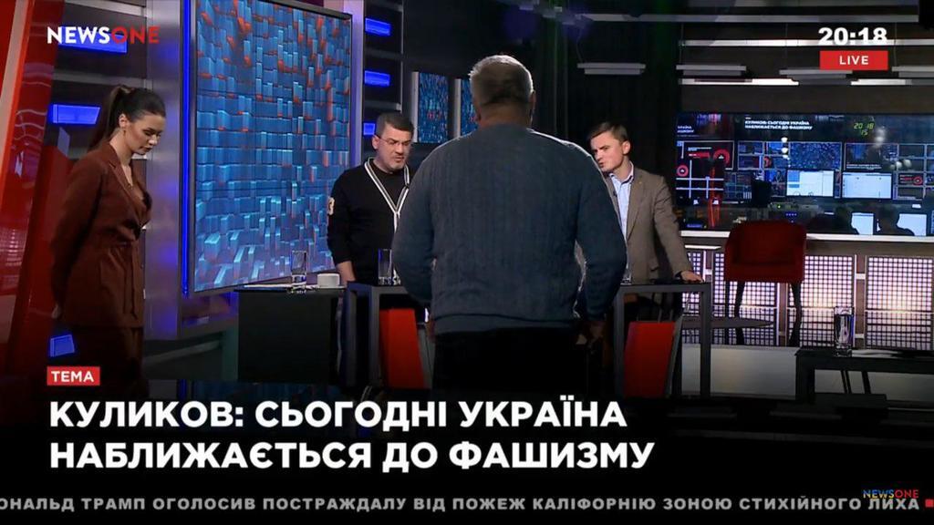 ''Ты ляжешь тут, дурачок'': нардепы сцепились в эфире из-за ''фашизма в Украине''