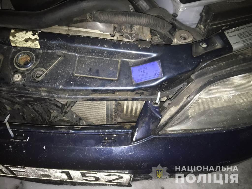 Под Киевом пьяный водитель на евроавто сбил детей и сбежал